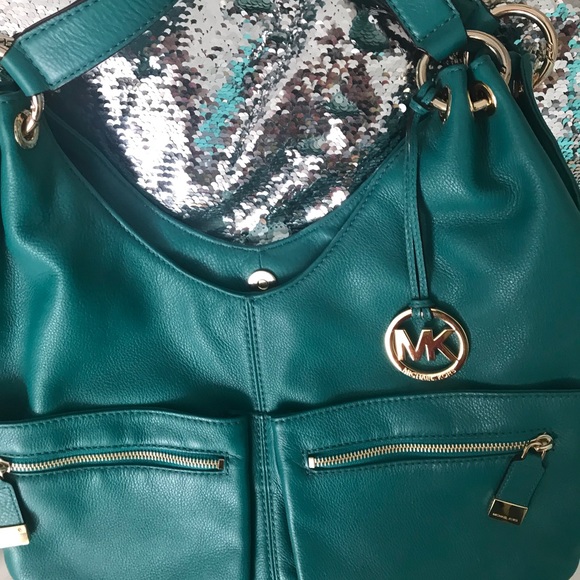 ๐ธ๐ธ๐ธ SOLD ๐ธ๐ธ๐ธ.  Large leather teal Micheal Kors purse - Picture 2 of 7